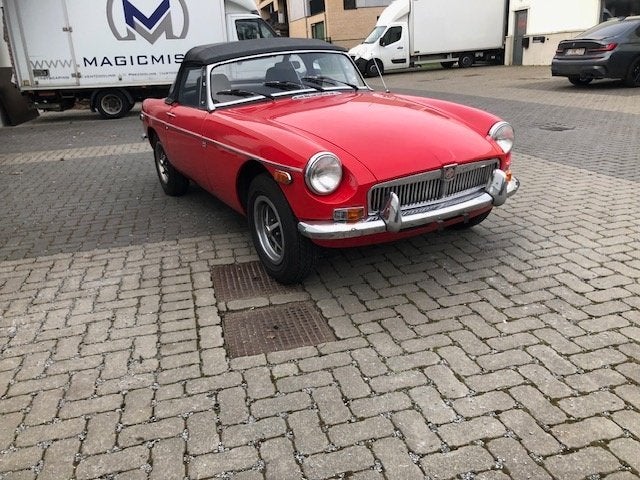 MGB in rijklare staat, Achterwielaandrijving, Zwart, Cabriolet, Bedrijf