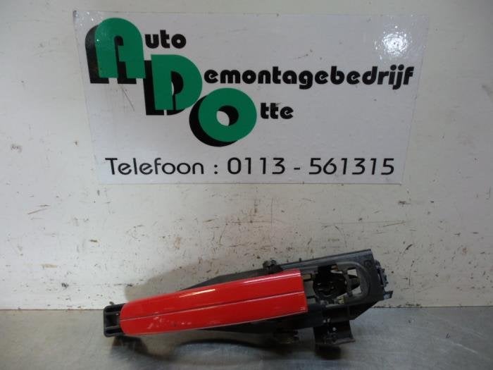Poignée portière 2portes gauche d'un Ford Focus (Focus 04-, -, 3 mois de garantie, -, -