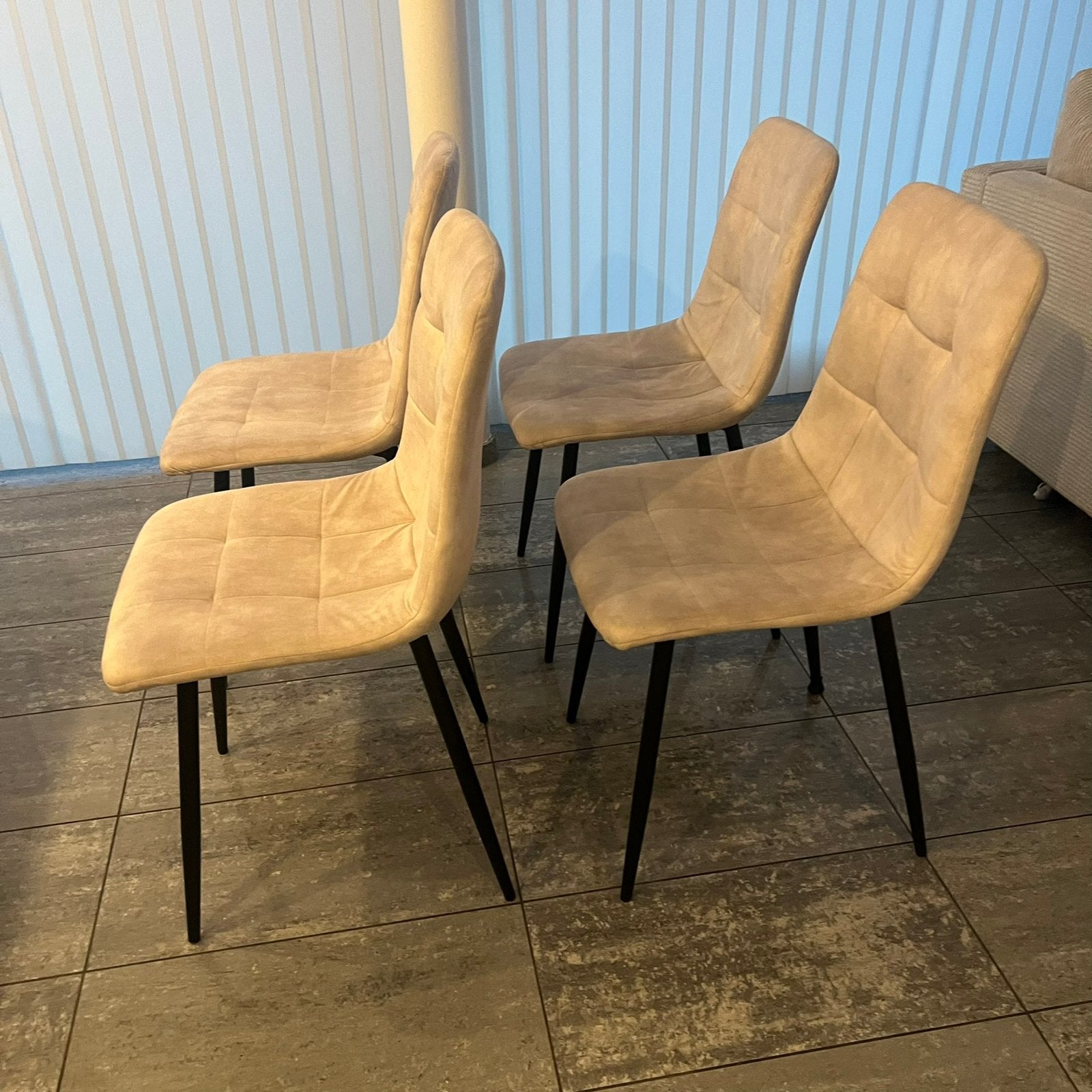Beige stoelen zo goed als nieuw, Huis en Inrichting, Ophalen of Verzenden, Zo goed als nieuw