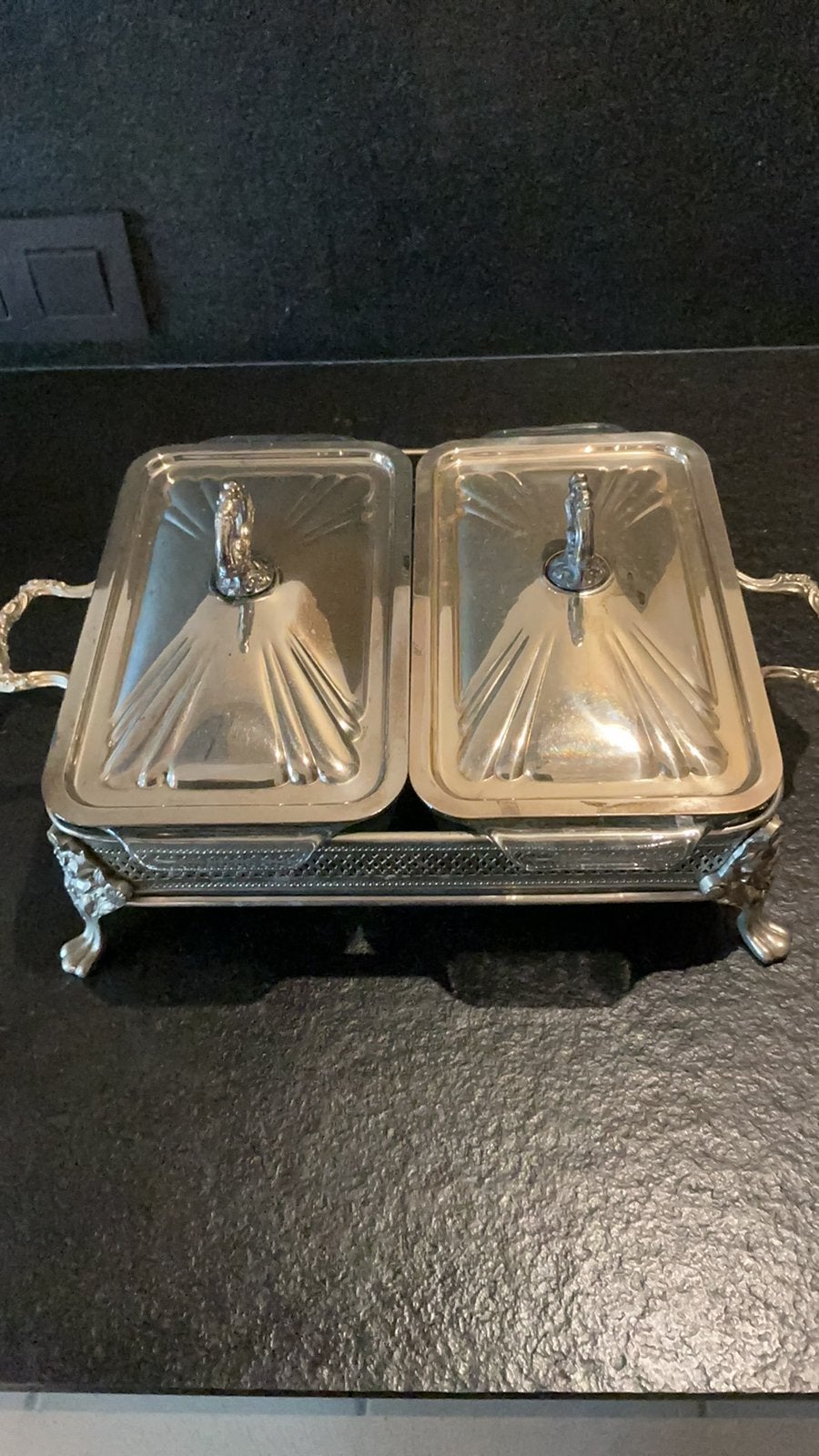 Silverplated warmhoudschaal, Ophalen