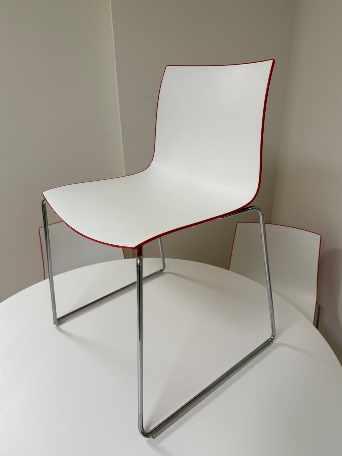 ✅✅ Lot de 5 chaises design ARPER Catifa 46  ✅✅, Maison & Meubles, Enlèvement, Comme neuf, Cinq, Six Chaises ou plus