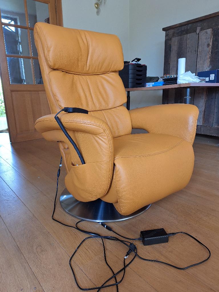 Fauteuil inclinable électrique avec télécommande, Moins de 75 cm, Comme neuf, Enlèvement, 50 à 75 cm