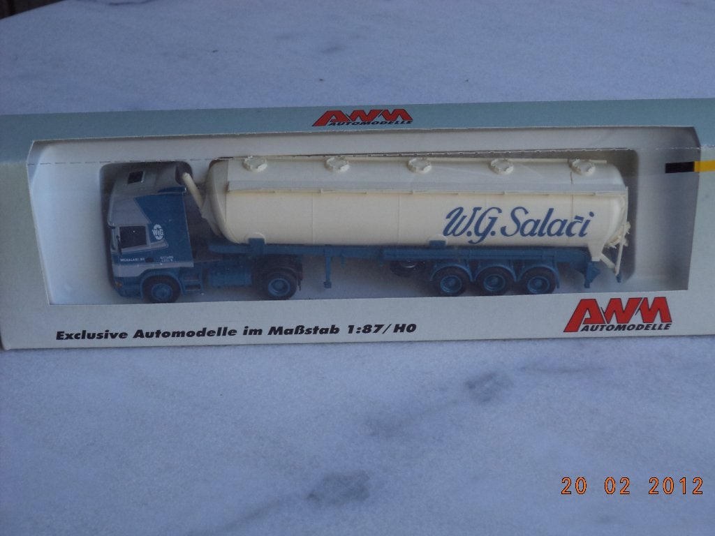 AWM 1/87, Ophalen of Verzenden, Zo goed als nieuw, Bus of Vrachtwagen, AWM
