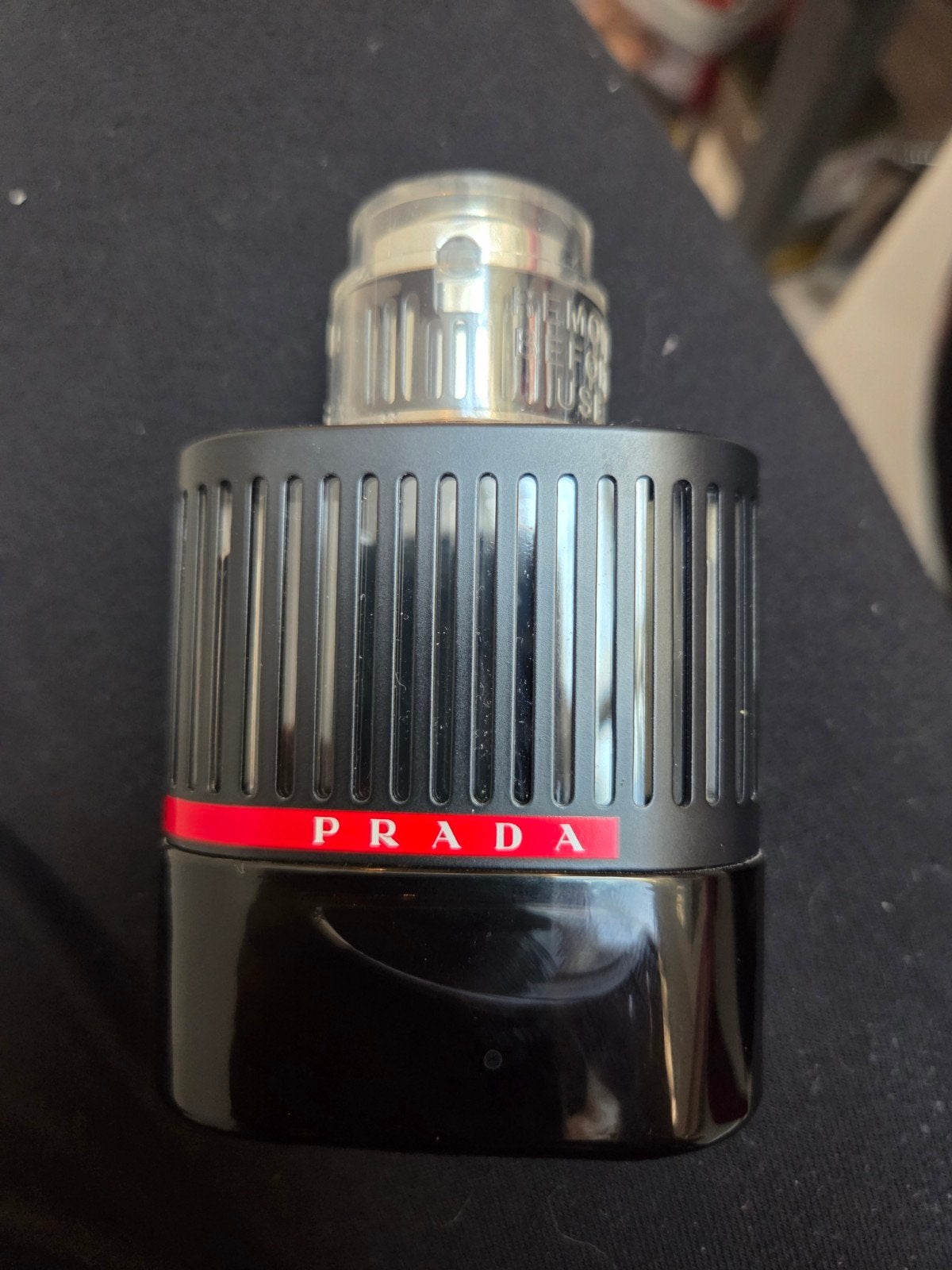 Parfum prada, Enlèvement ou Envoi