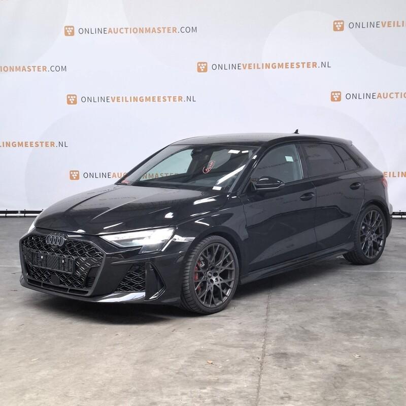 Personenauto Audi, RS3 Sportsback, Autos, Audi, Entreprise, Autres modèles, Autres carburants, Autre carrosserie, Automatique