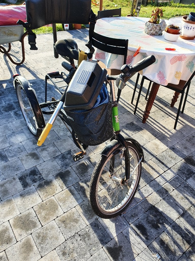 Tricycle pour handicapé, Vélos & Vélomoteurs, Enlèvement, Comme neuf
