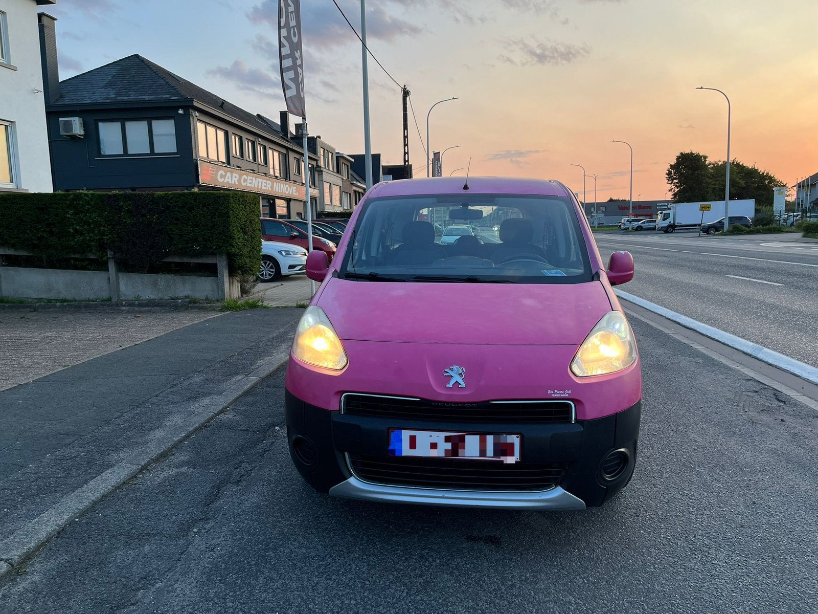 Peugeot Parnter 1.6 hdi, Euro 5, Noir, 5 portes, Diesel