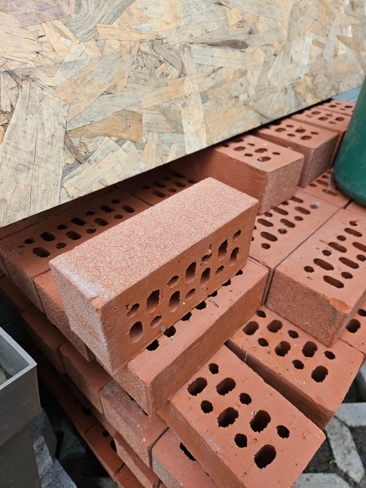 Facadee steen +- 200 stuks (prijs bespreekbaar), Doe-het-zelf en Bouw, Metselstenen, Ophalen, Zo goed als nieuw, Bakstenen