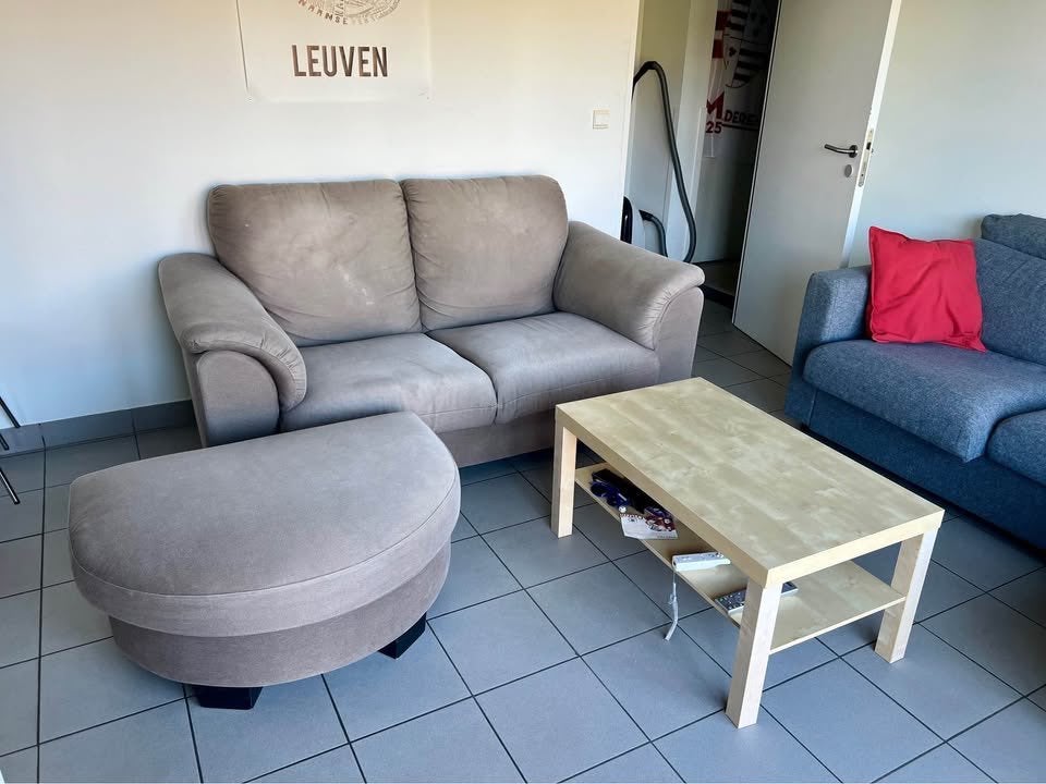 Ikea Tidafors zetel + Ikea LACK salontafel, 75 à 100 cm, Ikea Tidafors, Enlèvement, Utilisé