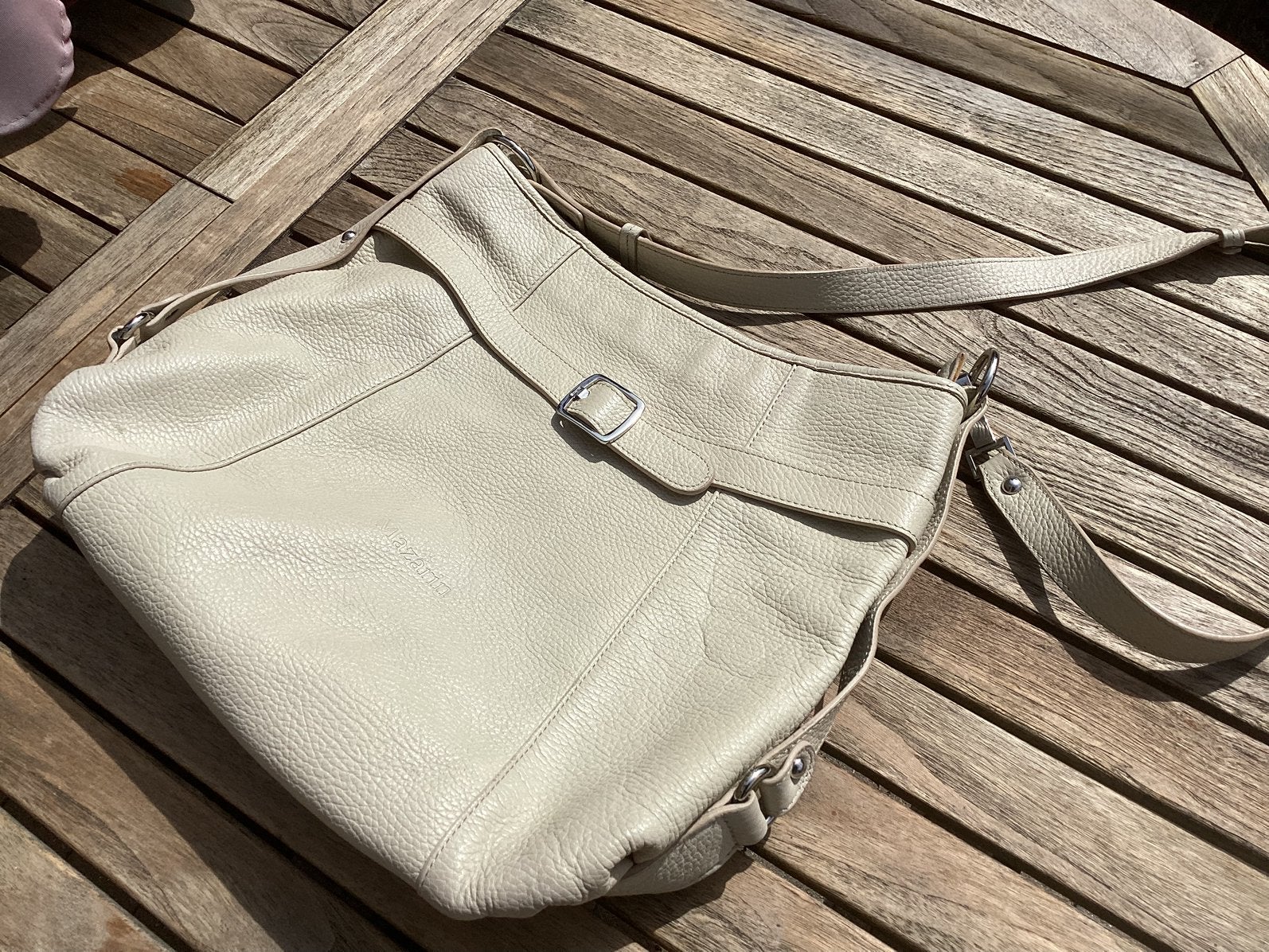 Sac beige clair cuir bandoulière  Mazarin, Bijoux, Sacs & Beauté, Enlèvement ou Envoi, Comme neuf