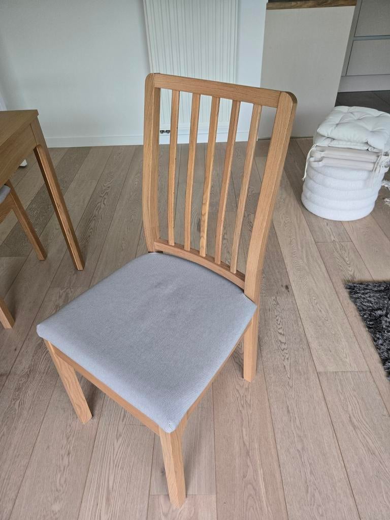 IKEA EKEDALEN table extensible et 4 chaises (set)