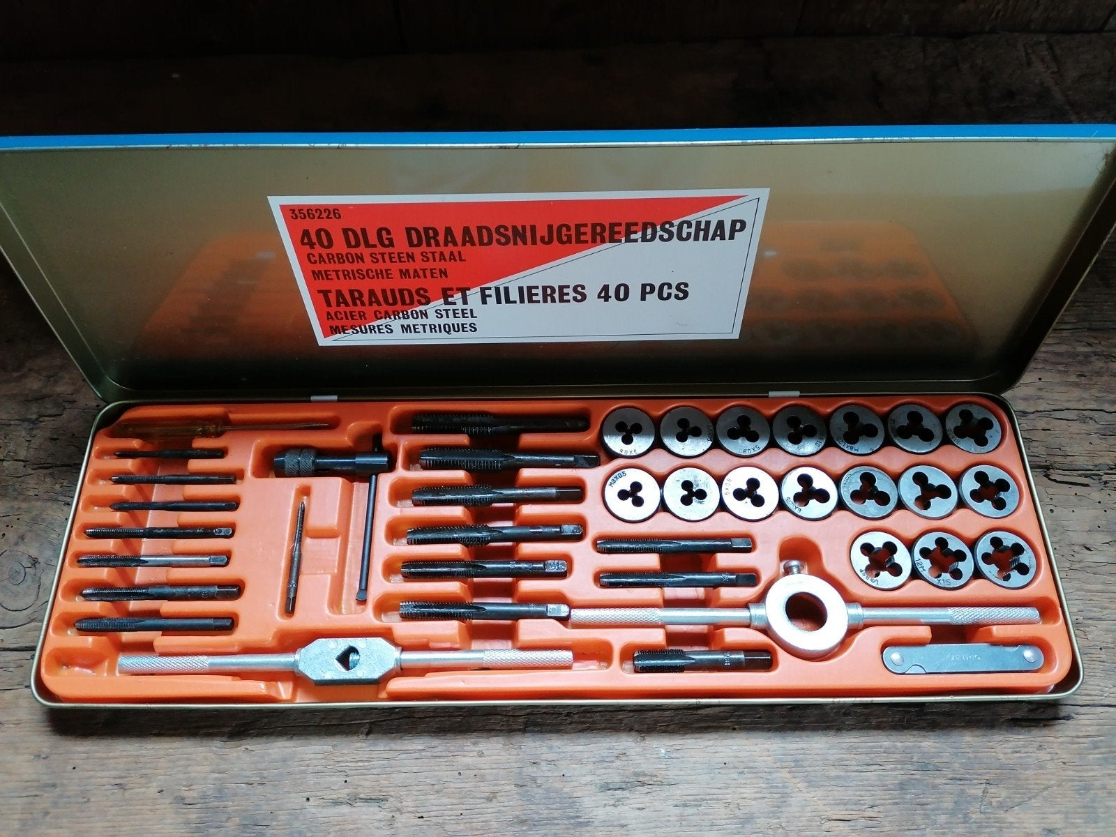 40-delig draadsnijgereedschap, Ophalen of Verzenden