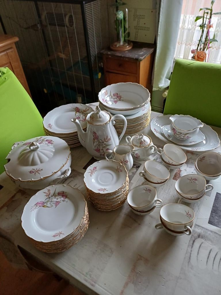 Service porcelaine Thun (68 pièces), Enlèvement
