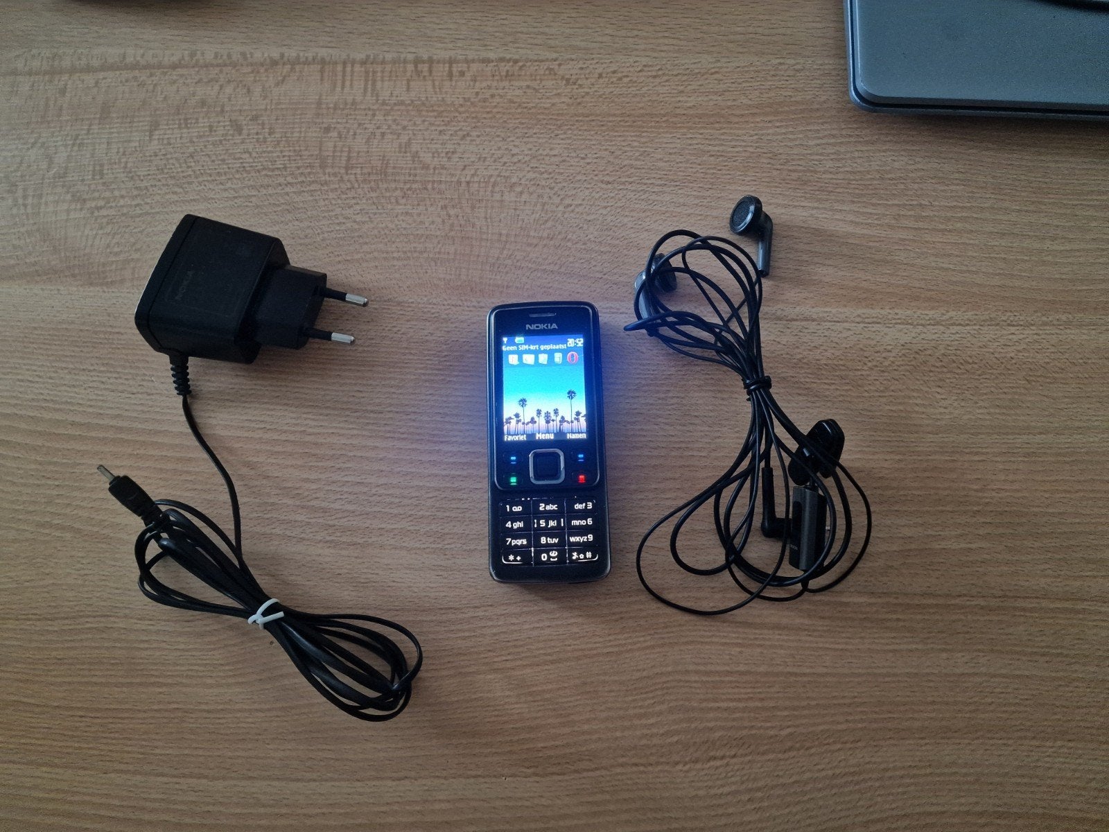 setje nokia gsm van uit het jaar 2002 tot 2013, Avec simlock (verrouillage SIM), Enlèvement ou Envoi, Classique ou Candybar, Autres couleurs
