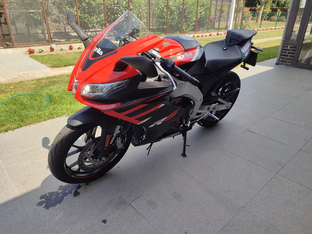 APRILIA RS 125, Occasion, ABS, Super Sport, Particulier