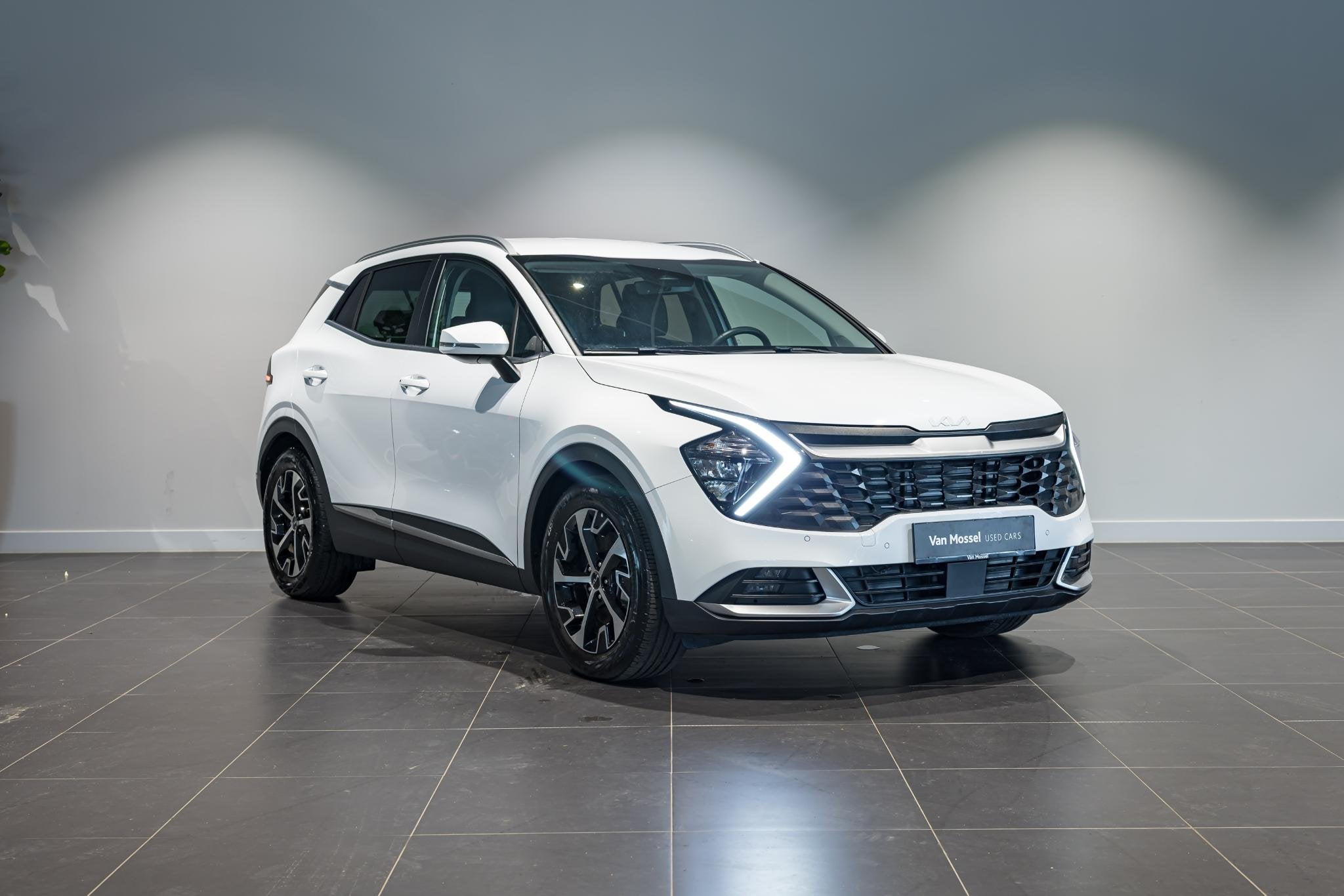 Kia Sportage 1.6 T-GDi 48V 7DCT Inspire (automatique), 144 g/km, 110 kW, Entreprise, 1505 kg