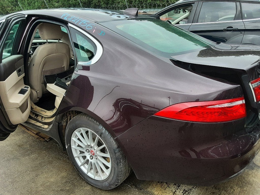 SPATBORD LINKS ACHTER Jaguar XF (X260) (01-2015/-), Gebruikt, Achter, Jaguar, Spatbord