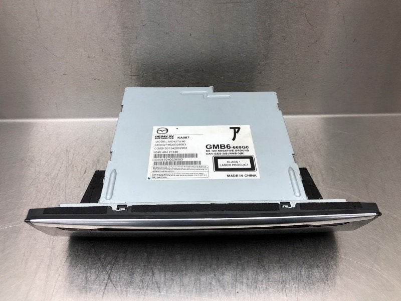 CD SPELER Mazda 6 SportBreak (GJ / GH / GL) (|GMB6669G0|), Gebruikt, Mazda