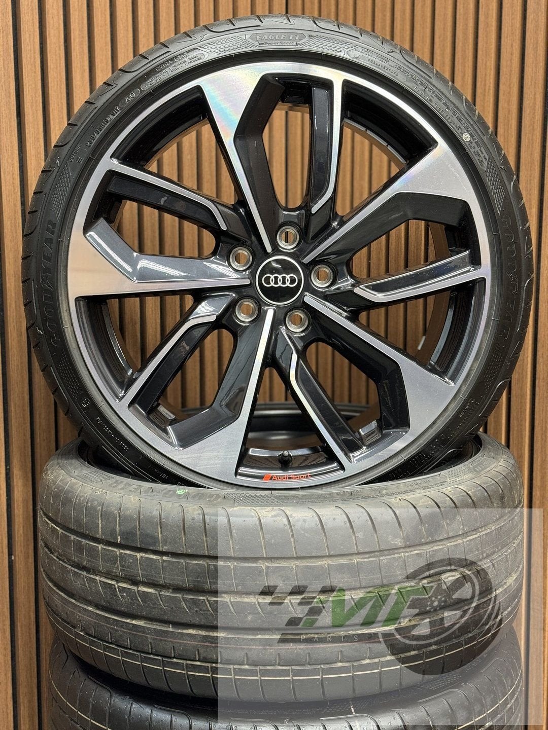 ️️19” Audi A3 S3 8V 8Y SLine EDGE 235 35 NIEUW OEM, 19 inch, -, -, Banden en Velgen