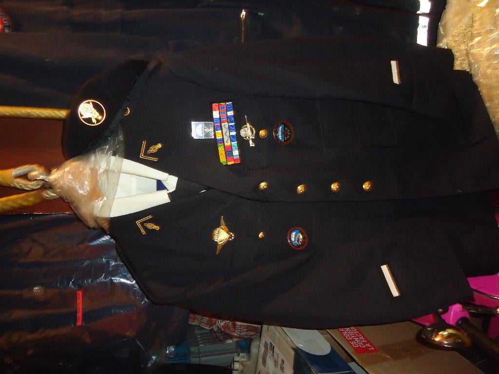 uniforme gd epgn, Collections, Objets militaires | Général, Enlèvement ou Envoi, Gendarmerie, Vêtements ou Chaussures