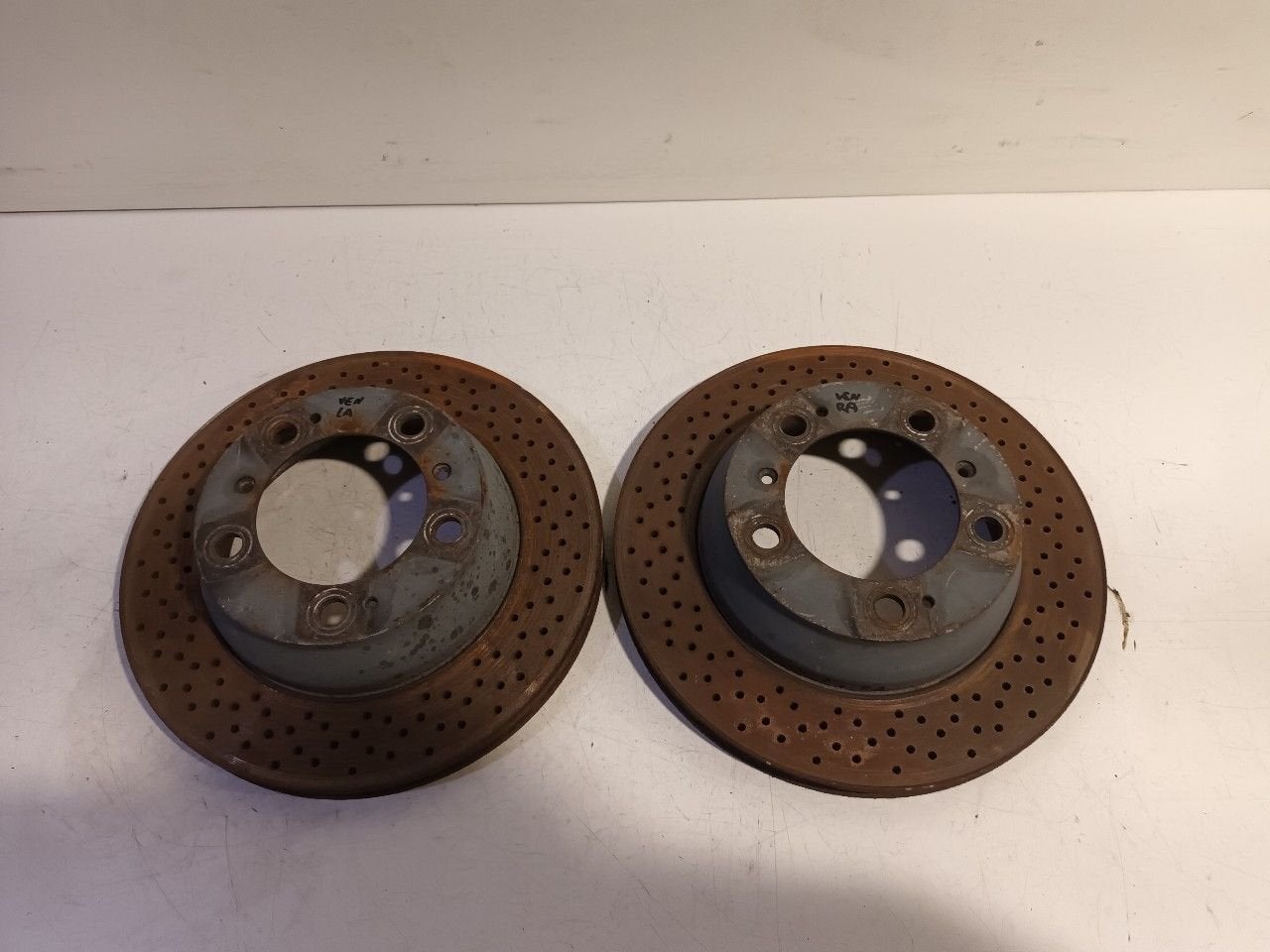 Remschijfset achter Porsche 911, Onderdelen@venauto.nl, Van der Ven Autorecycling B.V., Gebruikt, Ettenseweg 76, 4706 PB Roosendaal, The Netherlands