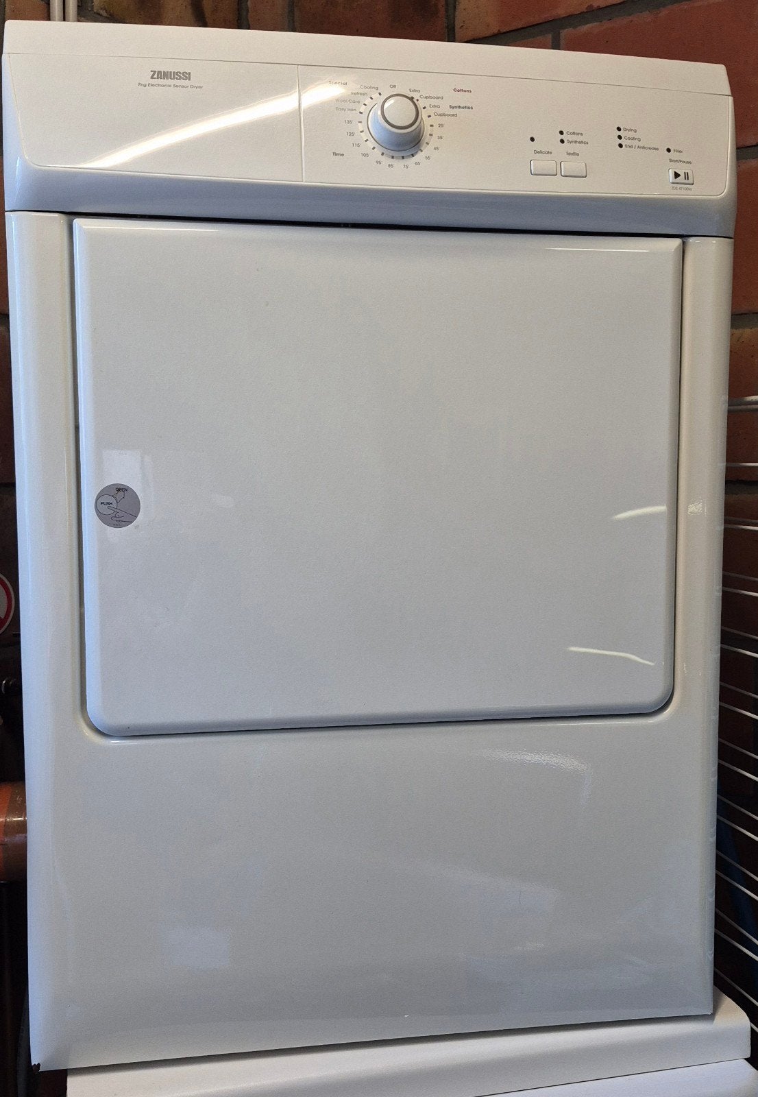 Droogkast met buis, Elektronische apparatuur, Ophalen, 6 tot 8 kg, Gebruikt, Luchtafvoer