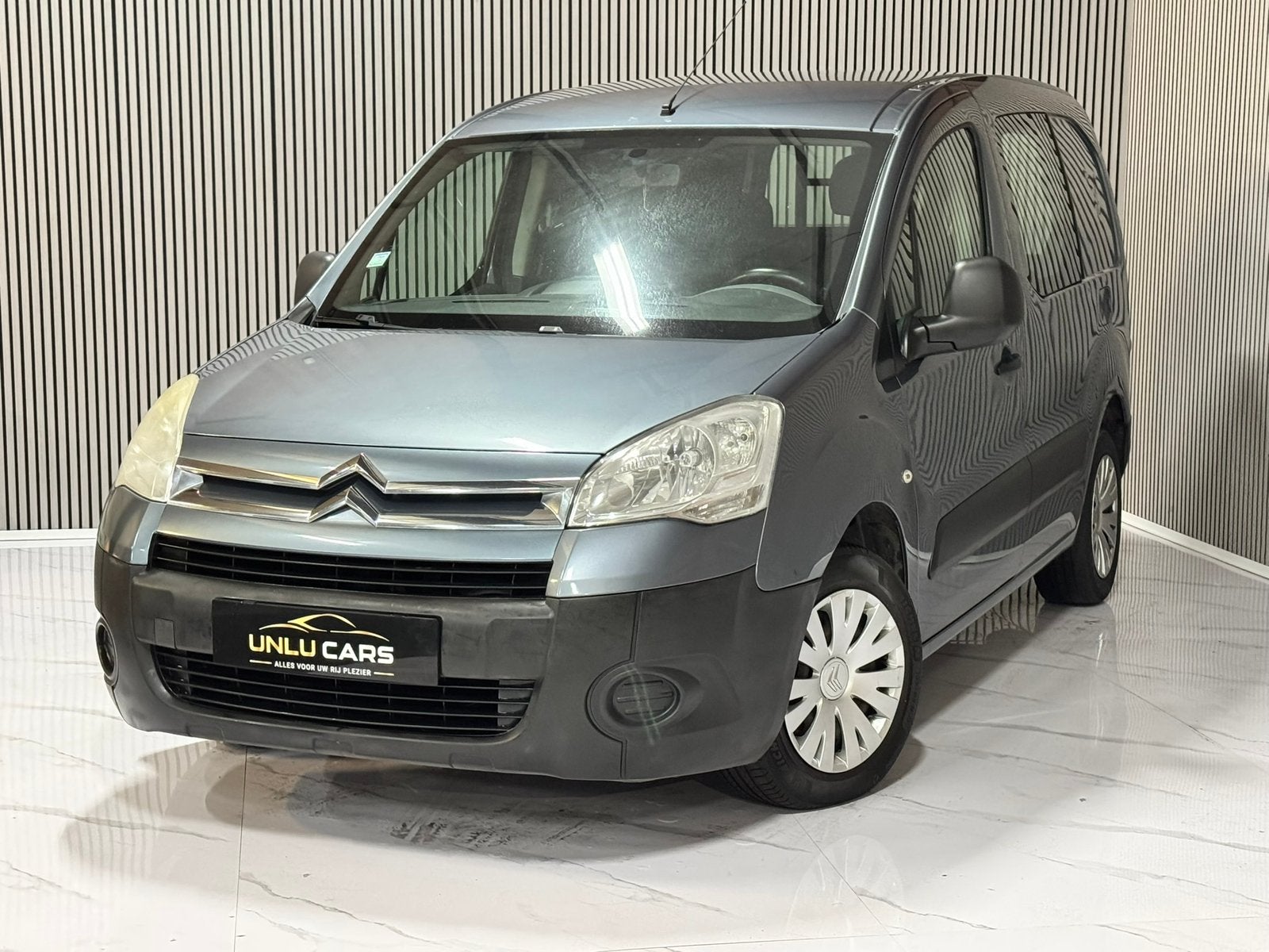 CITROEN BERLINGE 2012 1.6 DIESEL, Auto's, Bestelwagens en Lichte vracht, Stof, Citroën, Zwart, Bedrijf