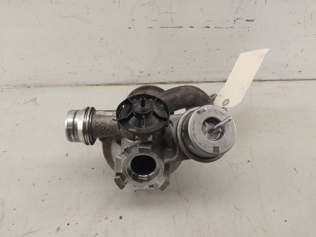 TURBOCOMPRESSEUR Volvo XC40 (XZ) (|36010419|32257071|), Info@volvocars.com, Volvo Car Germany GmbH, Siegburger Straße 229
50679  Köln, DE