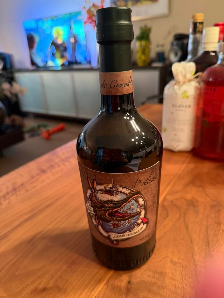 Authentic crocodile gin 2017, Verzamelen, Wijnen, Ophalen of Verzenden, Zo goed als nieuw