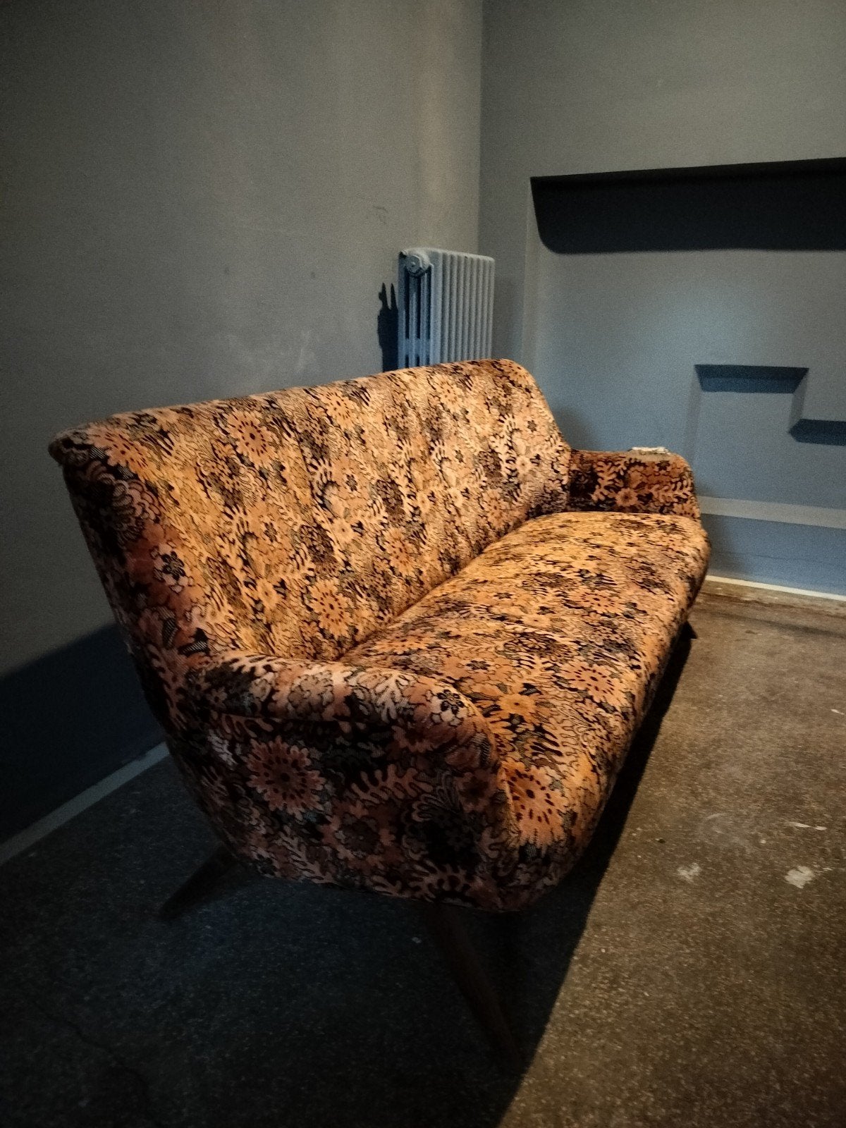 Artifort driezit, Ophalen