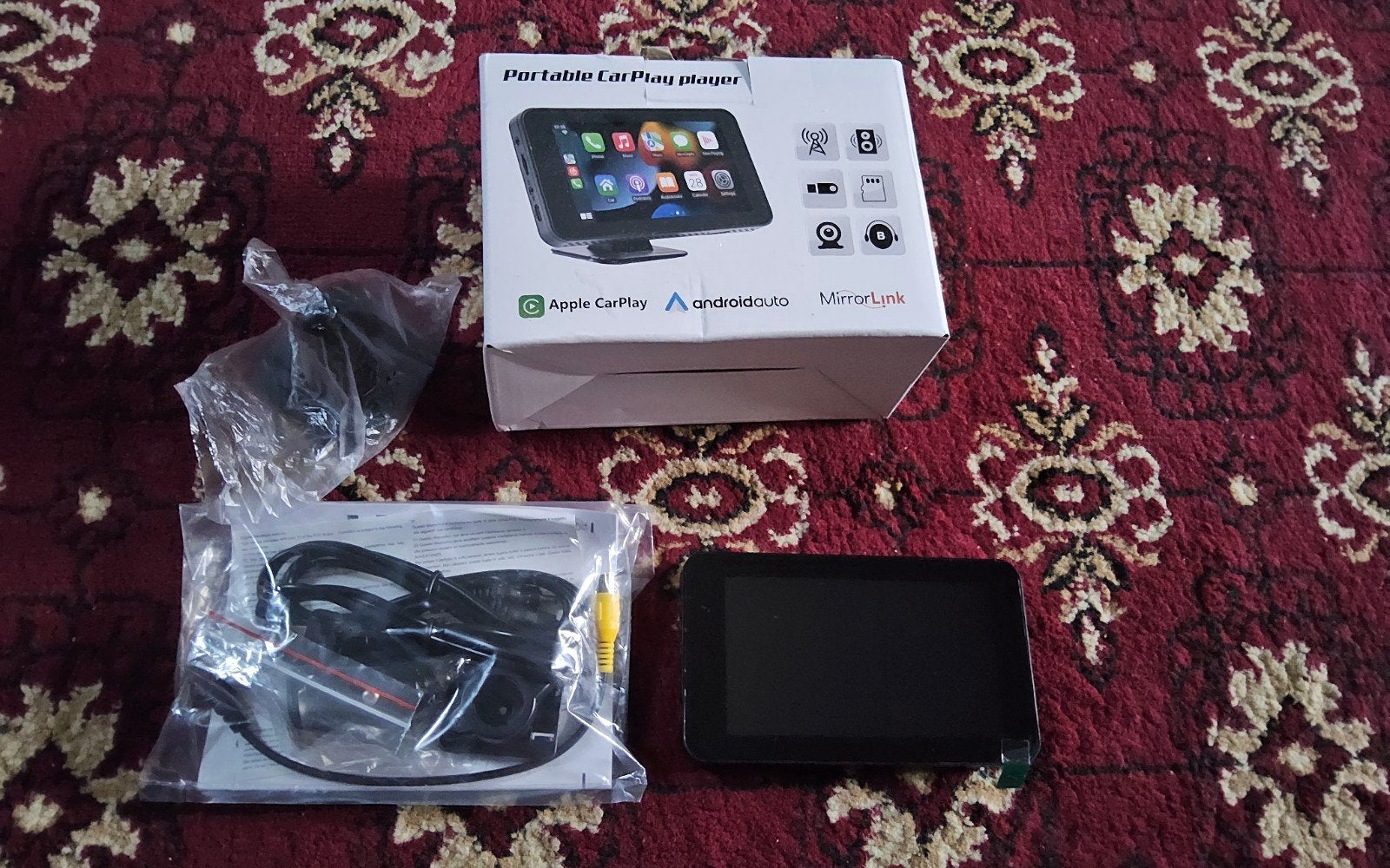 Draadloos carplay , Android auto, nieuwe met accessoires.

D, Ophalen of Verzenden