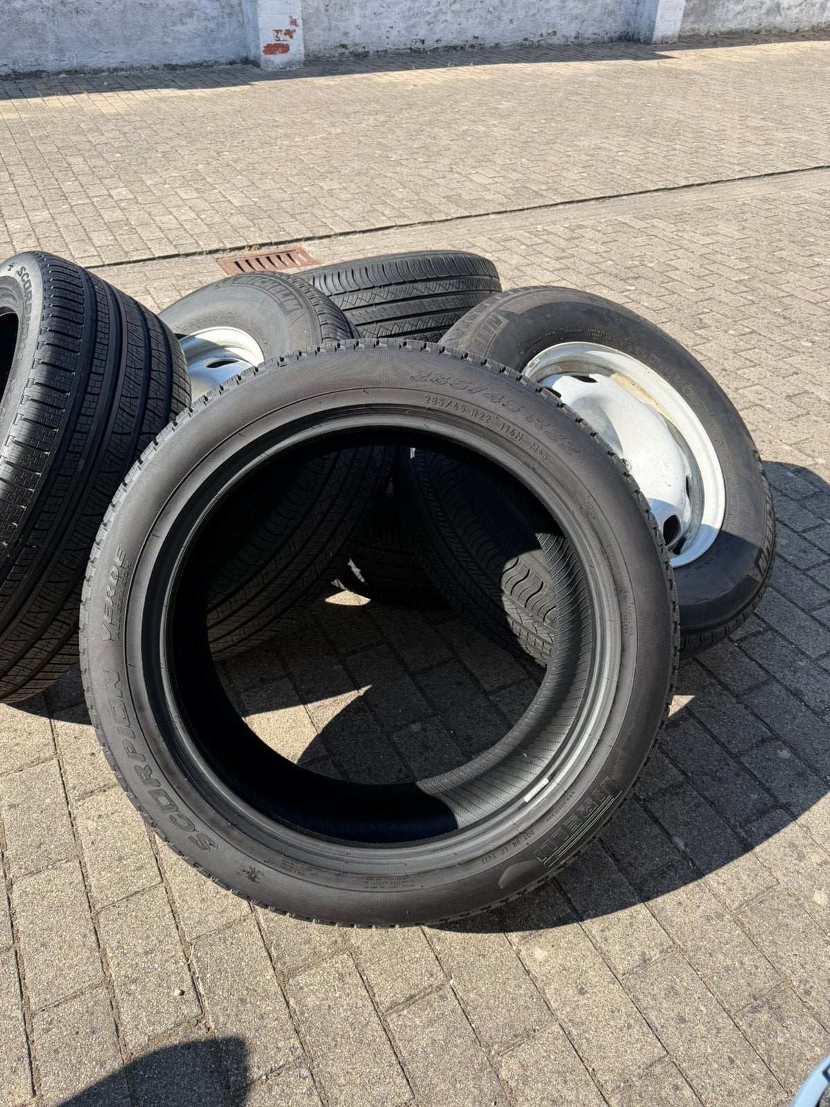Pirelli Scorpion Verde All Season – 285/45 R22  (DOT 2023), Ophalen, All Season, Band(en)