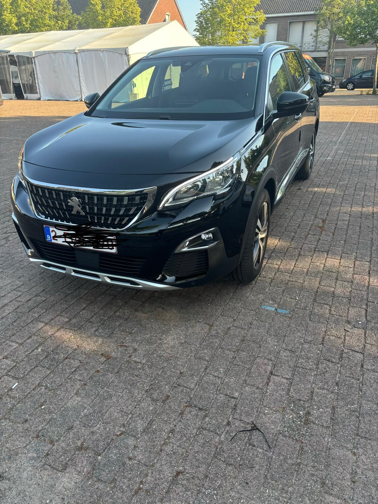 Peugeot 5008 ,bj 2020 ,1.2 benzine gekeurd, Auto's, 1199 cc, Leder en Stof, Zwart, 5 zetels