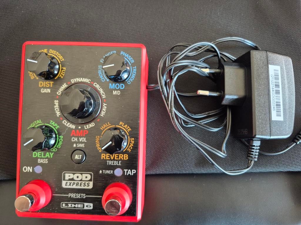 Line 6 pod express + adapter, Musique & Instruments, Effets, Enlèvement