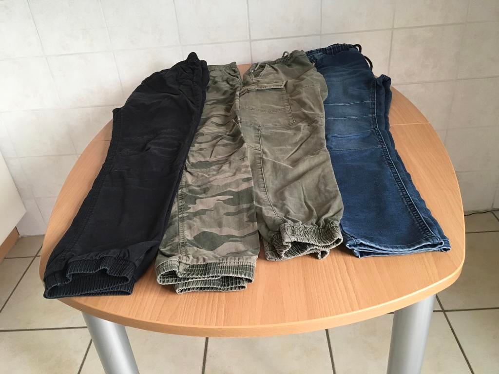 Broeken - maat 164, Kinderen en Baby's, Kinderkleding | Maat 164, Ophalen, Zo goed als nieuw, Jongen, Broek