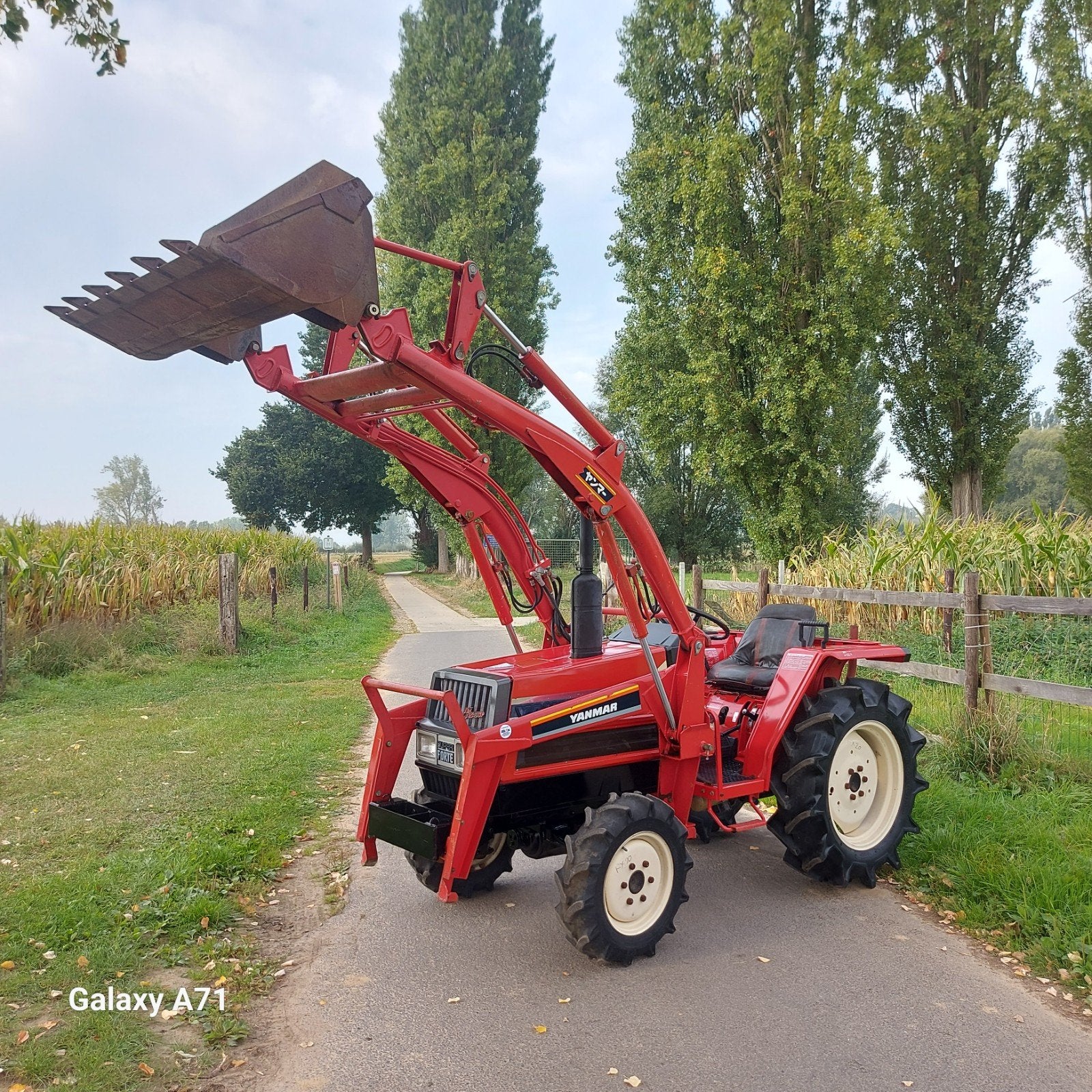 minitractor yanmar 23pk 4x4 met voorlader! powershift, Articles professionnels, Enlèvement