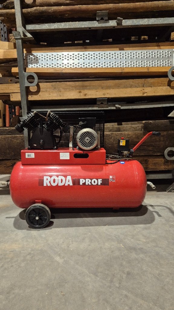 Roda / Dari professionele compressor 100L, Doe-het-zelf en Bouw, Compressors, Gebruikt, 6 tot 10 bar, 25 tot 100 liter, 200 tot 400 liter/min