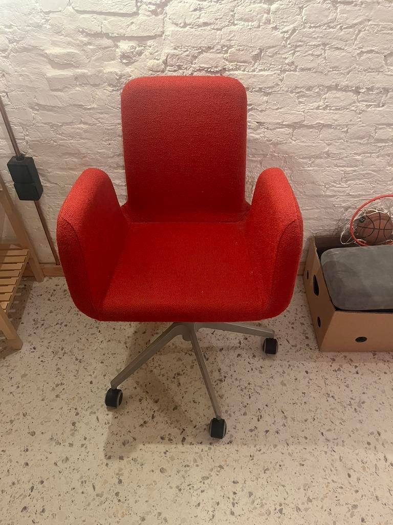 Bureaustoel IKEA Patrick rood, Huis en Inrichting, Ophalen, Zo goed als nieuw, Rood, Bureaustoel