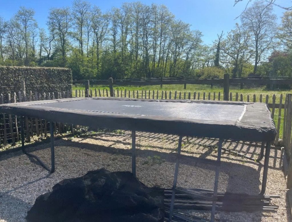 Mooie, rechthoekige trampoline, Ophalen, Gebruikt