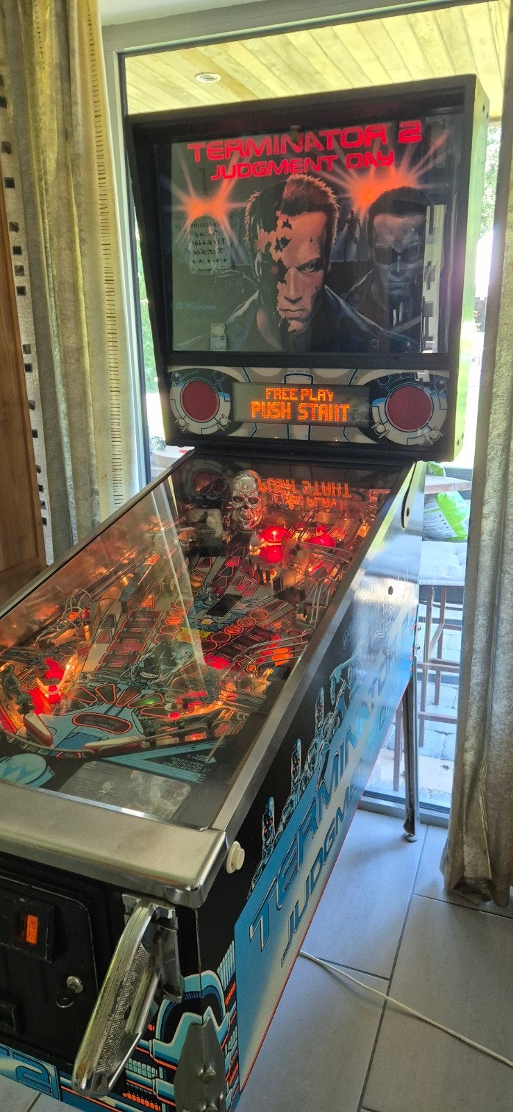 flipperkast: Terminator 2 : Judgement Day, Collections, Machines | Flipper (jeu), Utilisé, Électronique, Williams, Enlèvement