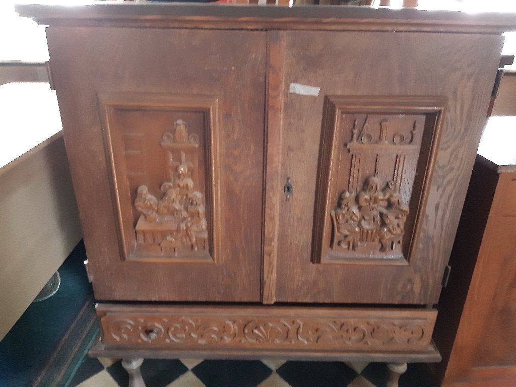 GRATIS kast, salontafel, bureau, bedje etc, Huis en Inrichting, Ophalen, Gebruikt