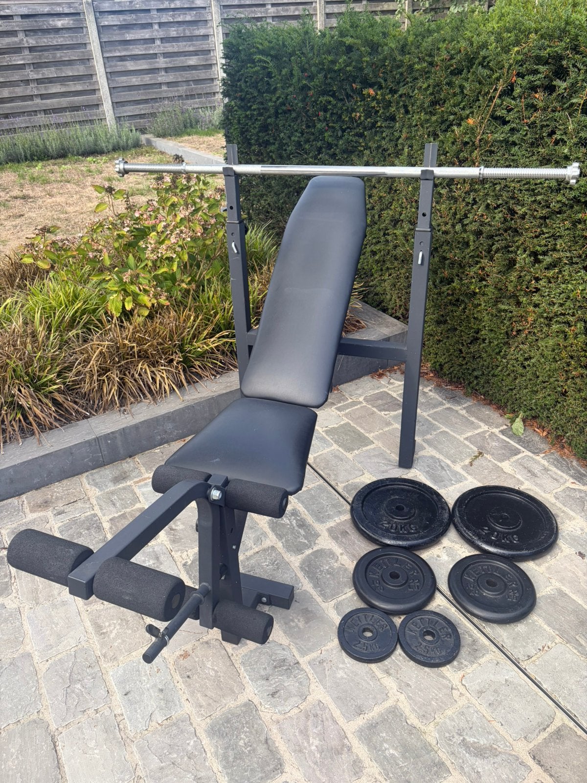 Fitnessbank + 65kg gewichten, Ophalen, Zo goed als nieuw, Benen, Fitnessbank