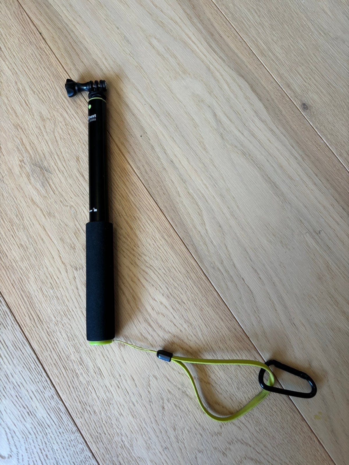 Trust selfie-stick voor actie-camera’s, Audio, Tv en Foto, Actiecamera's, Ophalen, Zo goed als nieuw