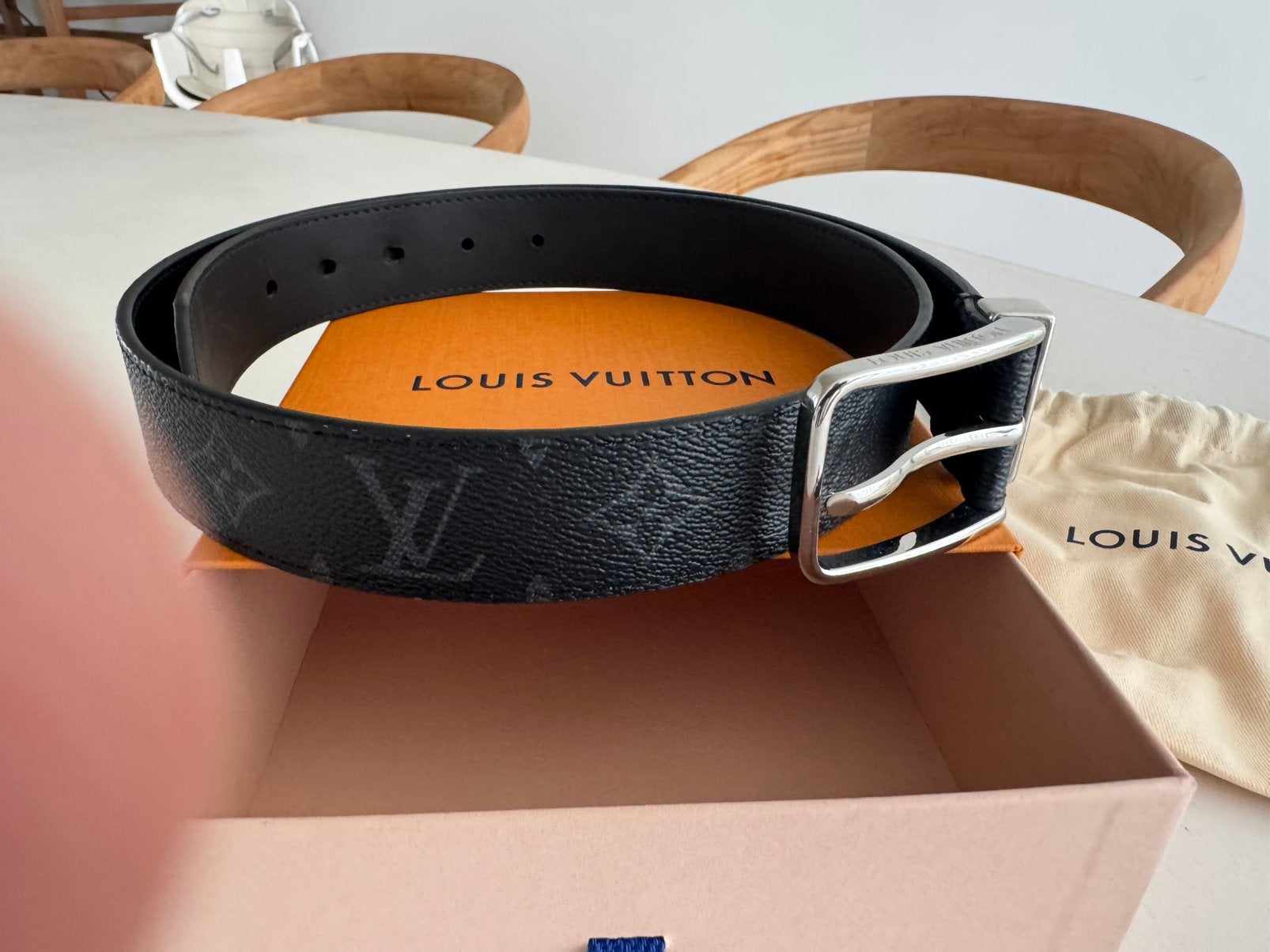 Louis vuitton herenriem, Vêtements | Femmes, Ceintures, Enlèvement, Comme neuf