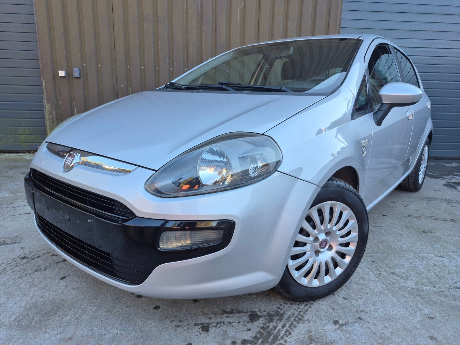 Fiat punto evo/1.3 multijet/euro 5/Prêt a immatriculer, Auto's, Voorwielaandrijving, Stof, Particulier, Punto