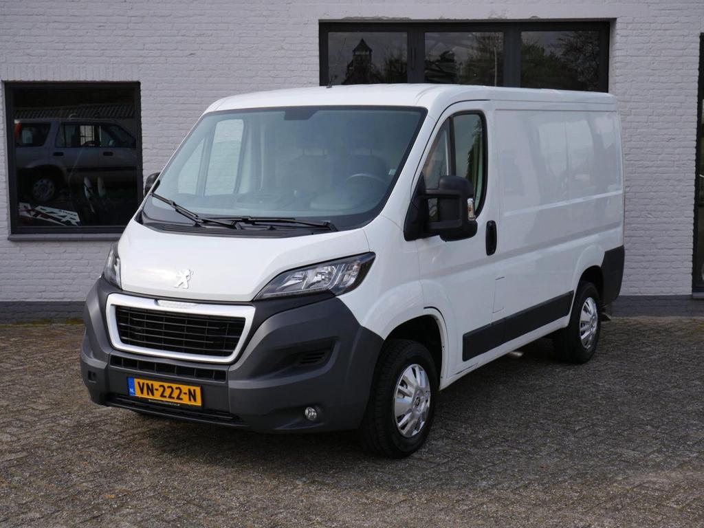 Peugeot Boxer 330 2.2 HDI L1H1 Première Airco Navi Camera, 199 g/km, Parkeersensor, Wit, Bedrijf