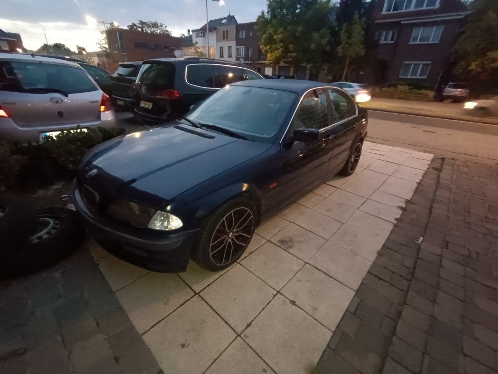 bmw 323i manueel, Auto's, Achterwielaandrijving, Beige, Beige, Particulier