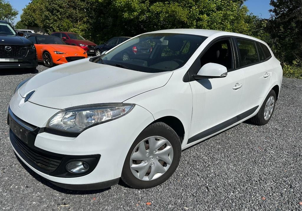 Renault Megane 1.2benzine manual/airco/navi 2012, Auto's, Voorwielaandrijving, Euro 5, Wit, Particulier