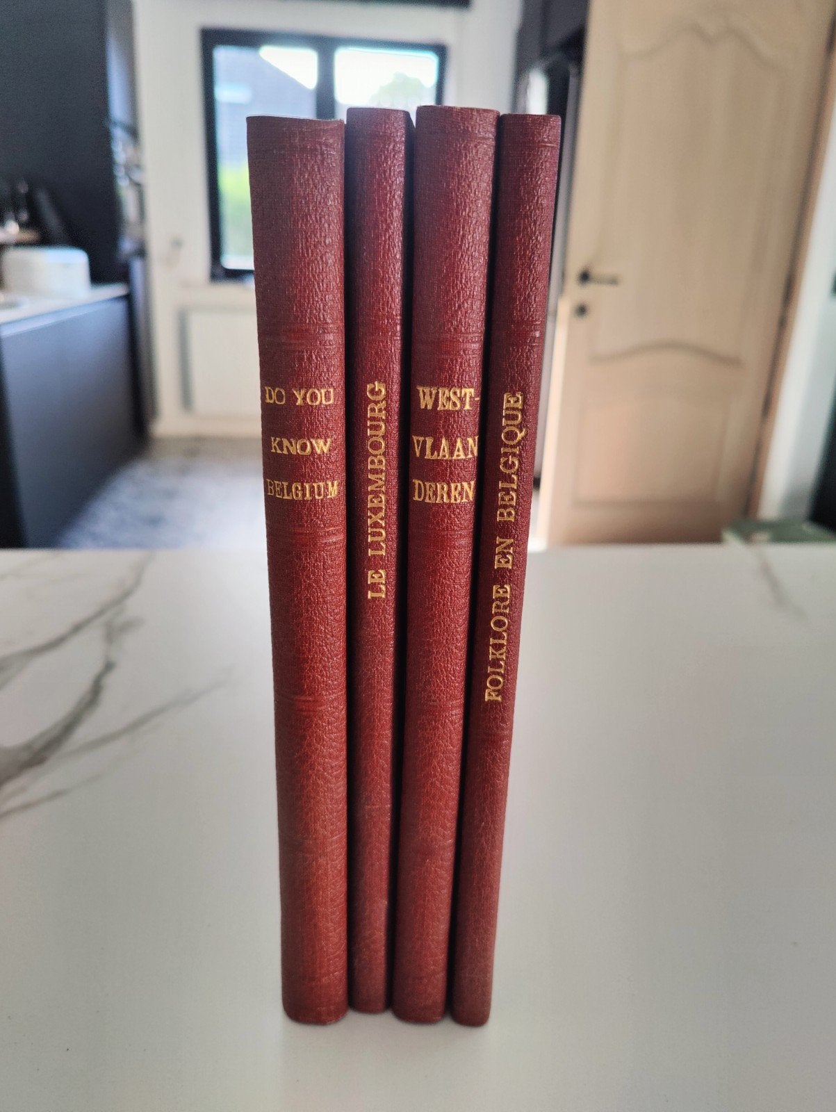 4 vieux livres belges 1948-1950 — CMB, Enlèvement ou Envoi, 20e siècle ou après, Utilisé