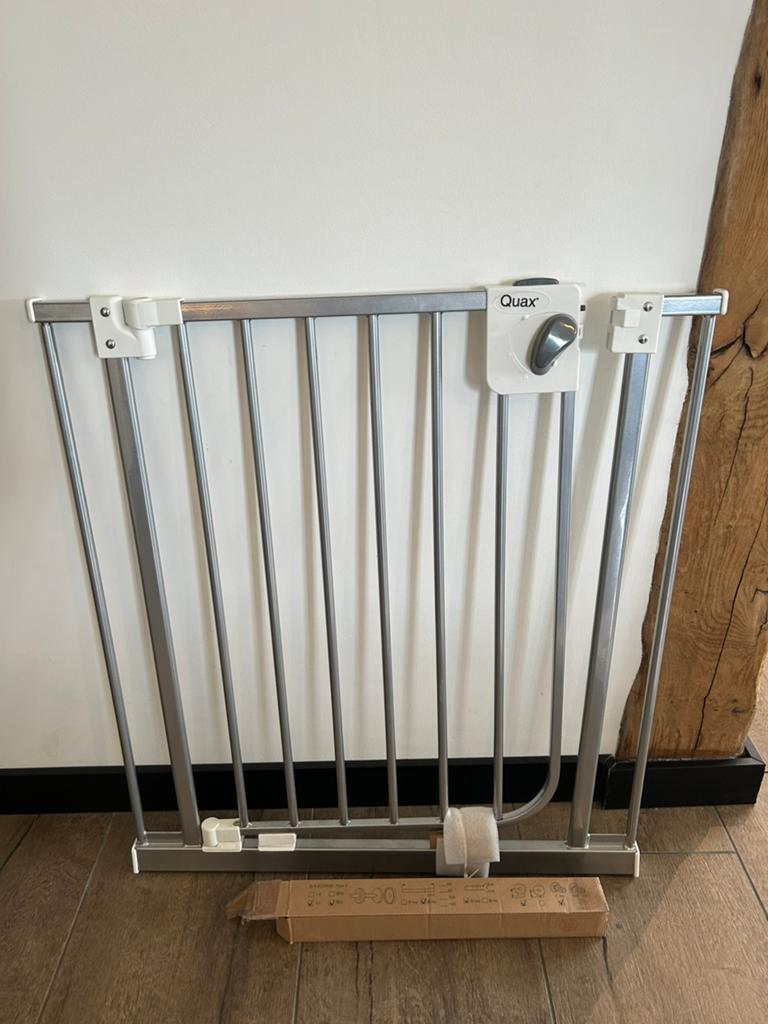 Barrière escalier Quax neuve, Kinderen en Baby's, Traphekjes, Zo goed als nieuw, Klemhekje, Ophalen